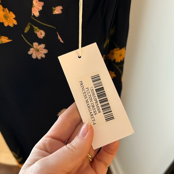 NWT: Reformation Petites Fulton Dress - Picture 7 of 9